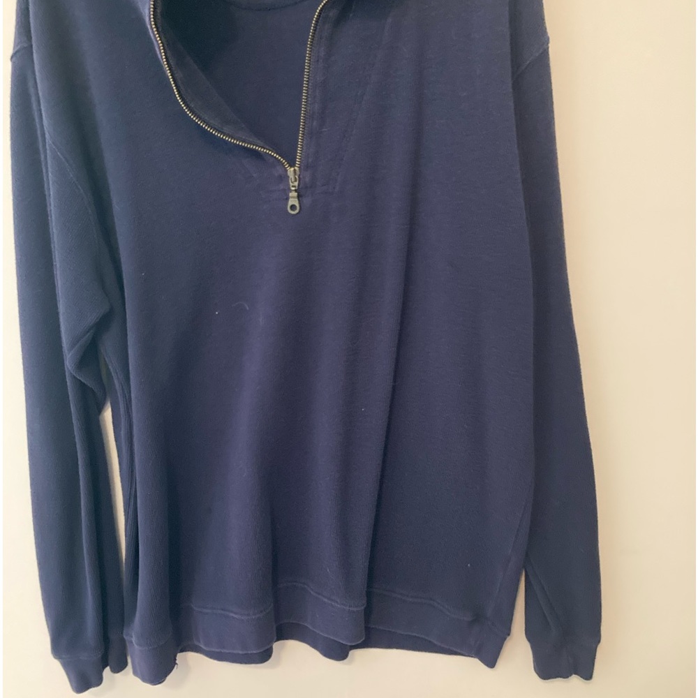 Light weight half zip pullover